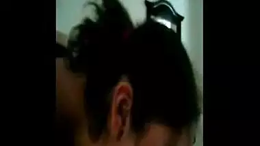 Hot Kolkata Teen Gives Awesome Blowjob To Her Lover