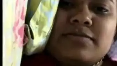 Sexually unsatisfied Desi woman exposes tits thinking about hubby's XXX sausage