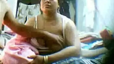 Mature Wife Exposing Boobs - Movies.